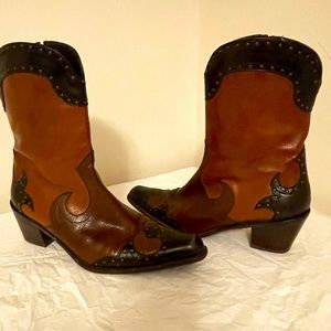 Cowboy Boots!Stuart Weitzman like new,various shades of brown with side zipper!